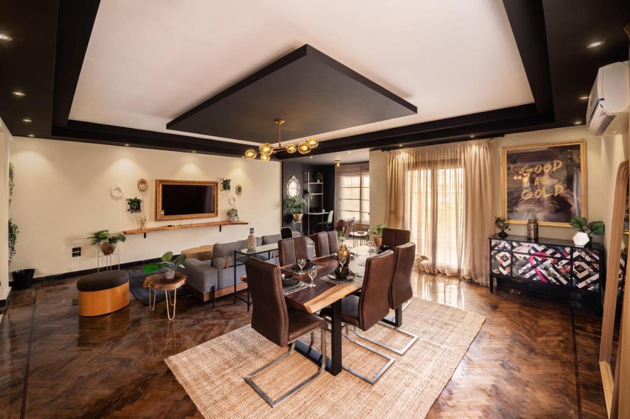 The Bold Parisian House - Steps From The Best Mall In 카이로 외부 사진